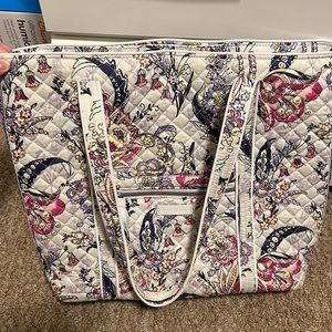 Vera Bradley tote